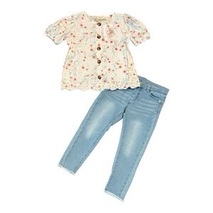 Jessica Simpson boho floral top and jeans outfit
